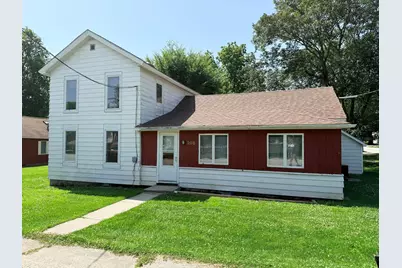 208 W Sigler Street, Hebron, IN 46341 - Photo 1