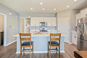 10414 Whitney Pl, Crown Point, IN 46307 - Photo 9