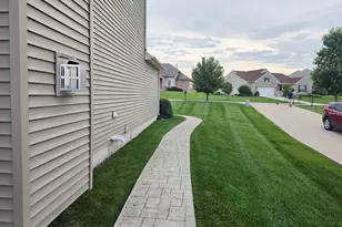 10251 California St, Crown Point, IN 46307 - Photo 31