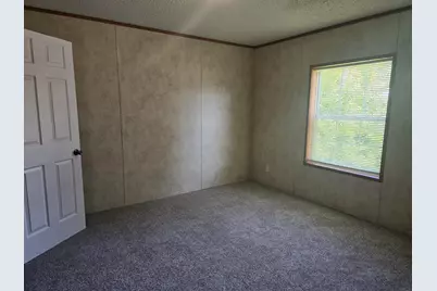 205 W McAlpin Street, Hebron, IN 46341 - Photo 9