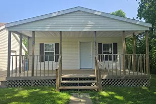 205 W McAlpin St, Hebron, IN 46341 - Photo 23