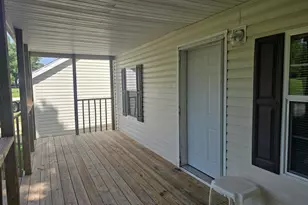 205 W McAlpin St, Hebron, IN 46341 - Photo 17