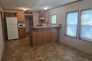 205 W McAlpin St, Hebron, IN 46341 - Photo 5
