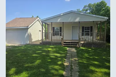 205 W McAlpin Street, Hebron, IN 46341 - Photo 1