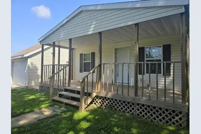 205 W McAlpin Street, Hebron, IN 46341 - Photo 1