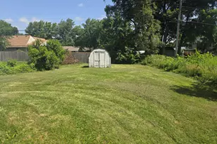205 W McAlpin St, Hebron, IN 46341 - Photo 21
