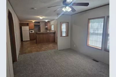 205 W McAlpin Street, Hebron, IN 46341 - Photo 5