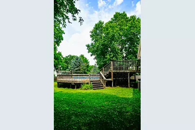 750 N Meridian Road, Valparaiso, IN 46385 - Photo 9