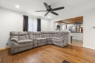 60 N Wolf St, Wheatfield, IN 46392 - Photo 7