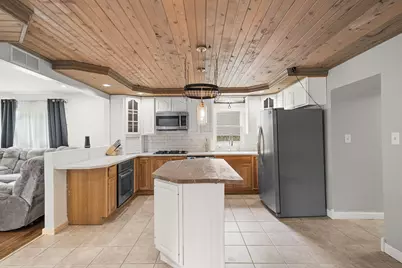 60 N Wolf Street, Wheatfield, IN 46392 - Photo 9