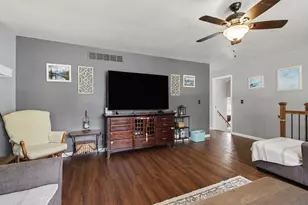 1906 E Elm St, Griffith, IN 46319 - Photo 5
