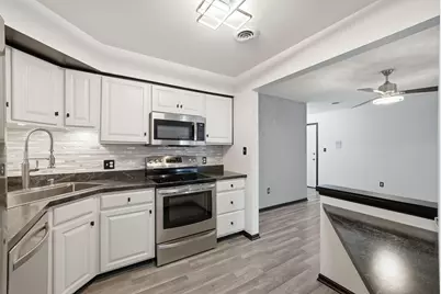 2023 W 45th Street #104, Highland, IN 46322 - Photo 9