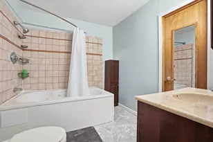 650 Water St, Hobart, IN 46342 - Photo 17