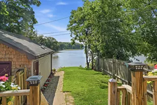 650 Water St, Hobart, IN 46342 - Photo 5