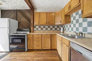 650 Water St, Hobart, IN 46342 - Photo 13
