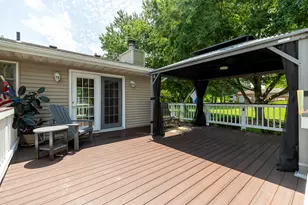718 Forsythia St SE, Demotte, IN 46310 - Photo 13
