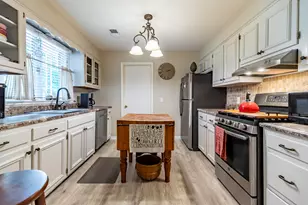 718 Forsythia St SE, Demotte, IN 46310 - Photo 29