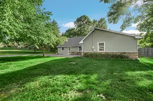 3101 N Campbell St, Valparaiso, IN 46385 - Photo 27
