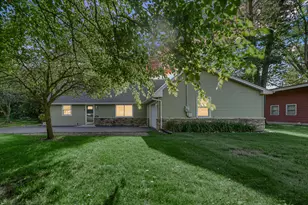 3101 N Campbell St, Valparaiso, IN 46385 - Photo 3