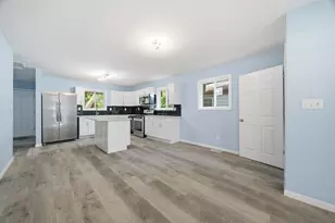 772 Hovey St, Gary, IN 46406 - Photo 9