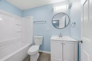 772 Hovey St, Gary, IN 46406 - Photo 17
