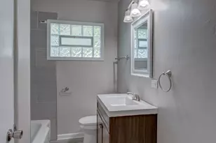 1409 Roosevelt St, Gary, IN 46404 - Photo 25