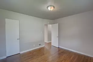 1409 Roosevelt St, Gary, IN 46404 - Photo 13