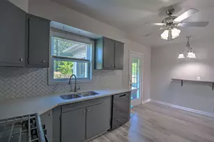 1409 Roosevelt St, Gary, IN 46404 - Photo 9