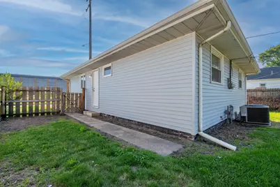 1139 Logan, Hammond, IN 46320 - Photo 19