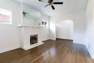 805 Lincoln St, Gary, IN 46402 - Photo 9