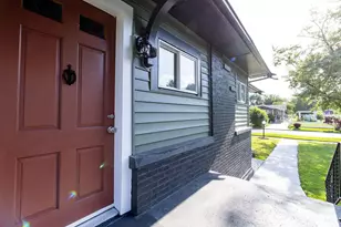 805 Lincoln St, Gary, IN 46402 - Photo 5