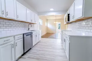 805 Lincoln St, Gary, IN 46402 - Photo 23
