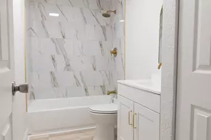 805 Lincoln St, Gary, IN 46402 - Photo 27
