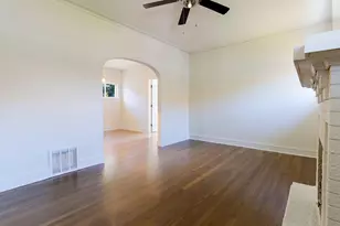 805 Lincoln St, Gary, IN 46402 - Photo 11