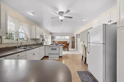 425 Rolling Meadow Drive, Valparaiso, IN 46385 - Photo 7
