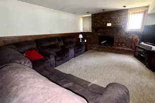 532 Iroquois St, Schererville, IN 46375 - Photo 25