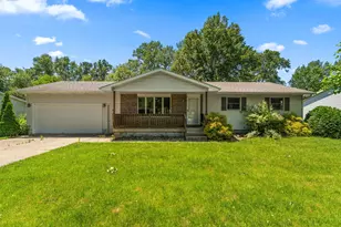 9082 Estates Dr, Demotte, IN 46310 - Photo 1