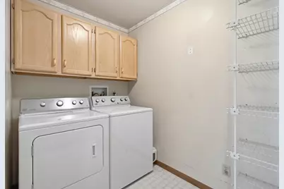 1905 Creekside Court, Valparaiso, IN 46383 - Photo 15