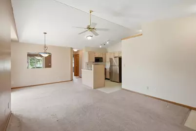 1905 Creekside Court, Valparaiso, IN 46383 - Photo 9