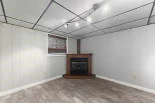 9138 Southmoor Ave, Highland, IN 46322 - Photo 19