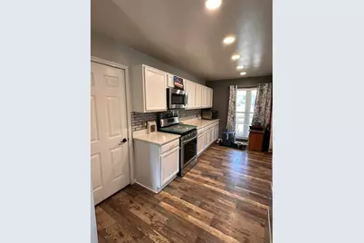 9188 County Road 200 W, Wheatfield, IN 46392 - Photo 9