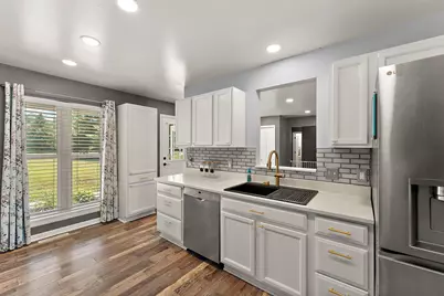 9188 N County Road 200 W, Wheatfield, IN 46392 - Photo 13