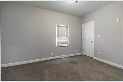 4832 Northcote Avenue, East Chicago, IN 46312 - Photo 9