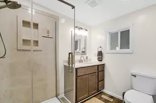 406 C St, La Porte, IN 46350 - Photo 13