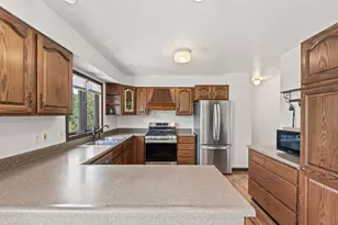 9272 Vigo St, Crown Point, IN 46307 - Photo 7