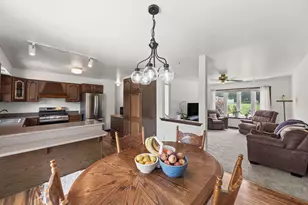 9272 Vigo St, Crown Point, IN 46307 - Photo 5