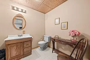 9272 Vigo St, Crown Point, IN 46307 - Photo 19