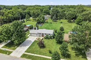 9272 Vigo St, Crown Point, IN 46307 - Photo 25