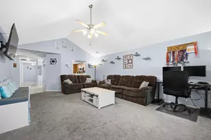 10615 Pike St, Crown Point, IN 46307 - Photo 5