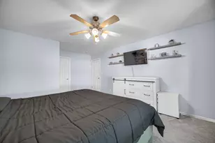 10615 Pike St, Crown Point, IN 46307 - Photo 13